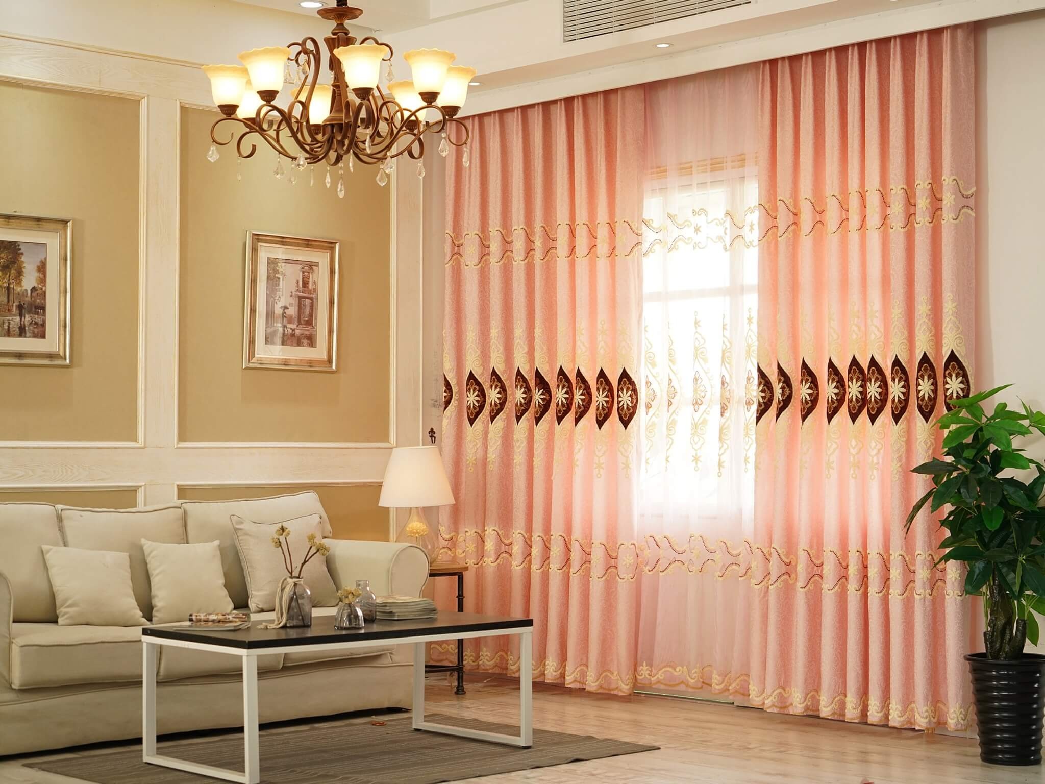 <p>Evinizden T&uuml;l ve Stor perdelerinizi s&ouml;k&uuml;p, &ouml;zel kimyasallarla temizledikten sonra tekrar evinizde montajini ger&ccedil;ekleştiriyoruz.</p>